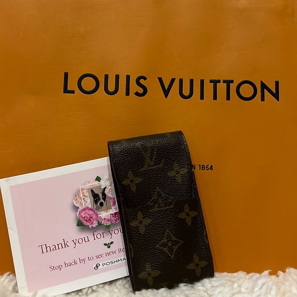 Louis Vuitton pouch - Picture 1 of 8